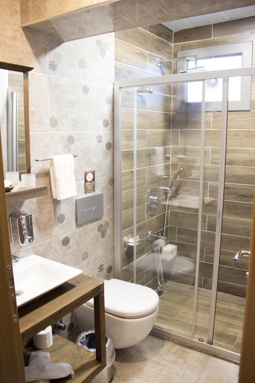 Itimat Otel Урла Екстериор снимка