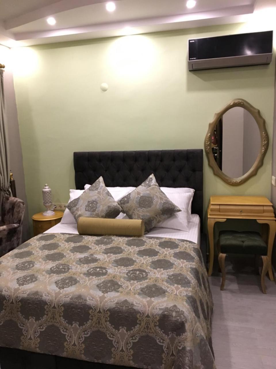 Itimat Otel Урла Екстериор снимка